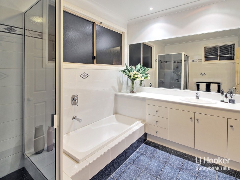 102 The Avenue, Sunnybank Hills QLD 4109