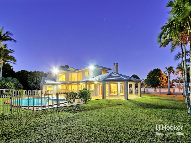 102 The Avenue, Sunnybank Hills QLD 4109