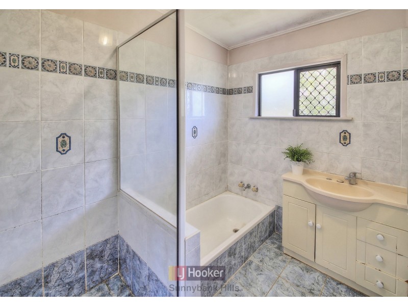 472 Newnham Road, Upper Mount Gravatt QLD 4122