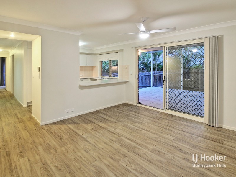 26 Greenlaw Place, Eight Mile Plains QLD 4113