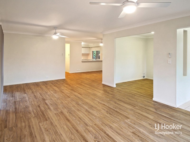 26 Greenlaw Place, Eight Mile Plains QLD 4113