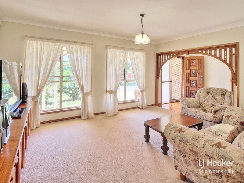 17 Grenadier Court, Runcorn QLD 4113