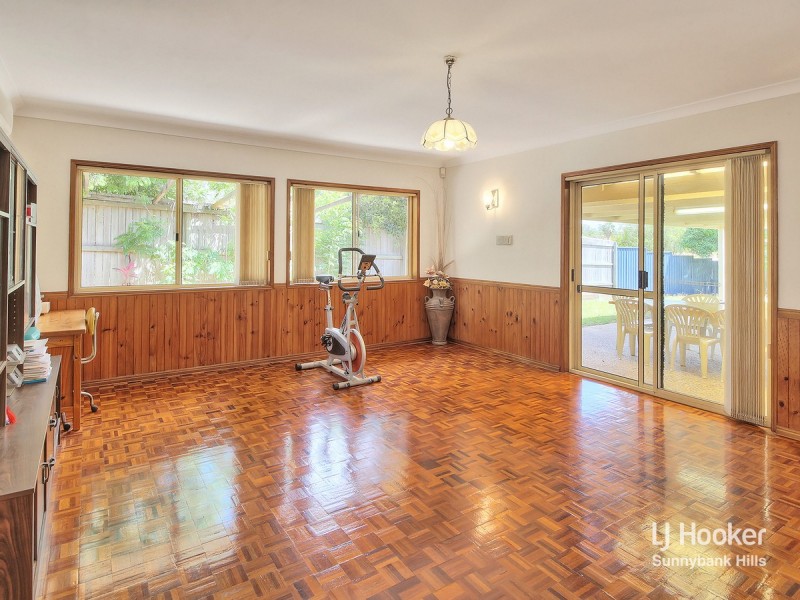 17 Grenadier Court, Runcorn QLD 4113