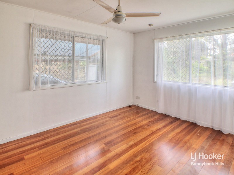 5 Warrigal Road, Runcorn QLD 4113