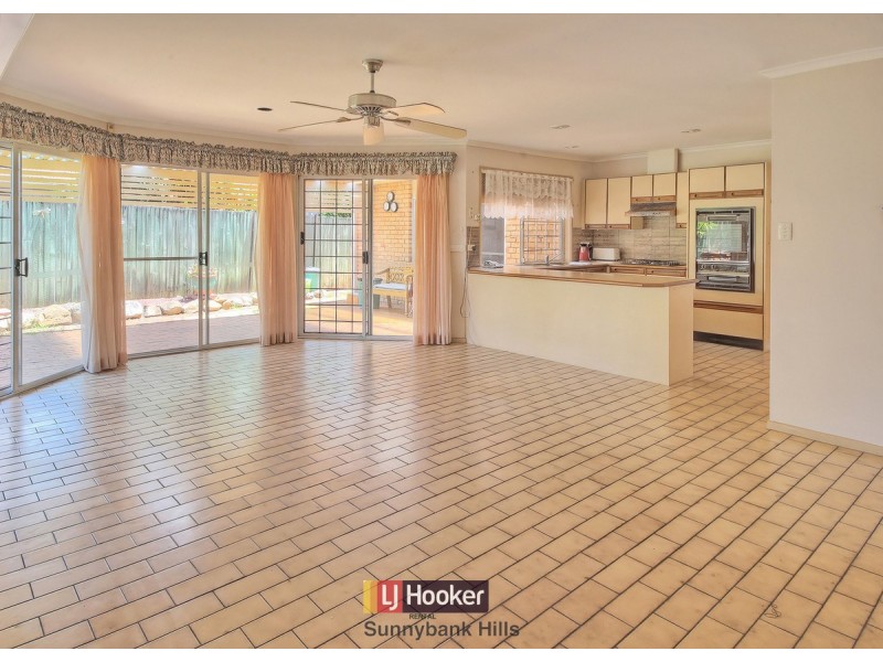 12 Chateau Street, Calamvale QLD 4116