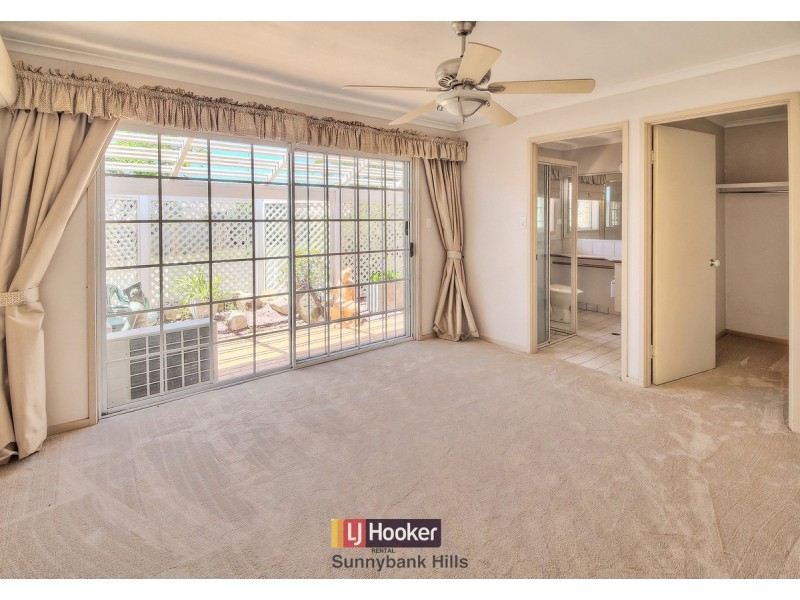 12 Chateau Street, Calamvale QLD 4116