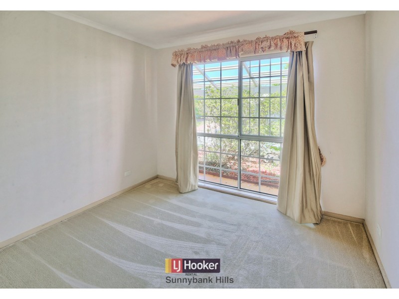 12 Chateau Street, Calamvale QLD 4116
