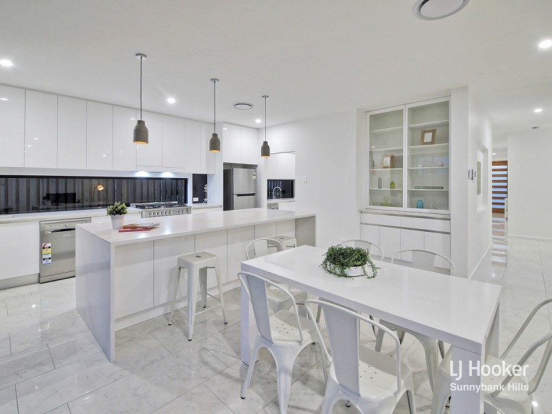 61 Splendour Street, Rochedale QLD 4123