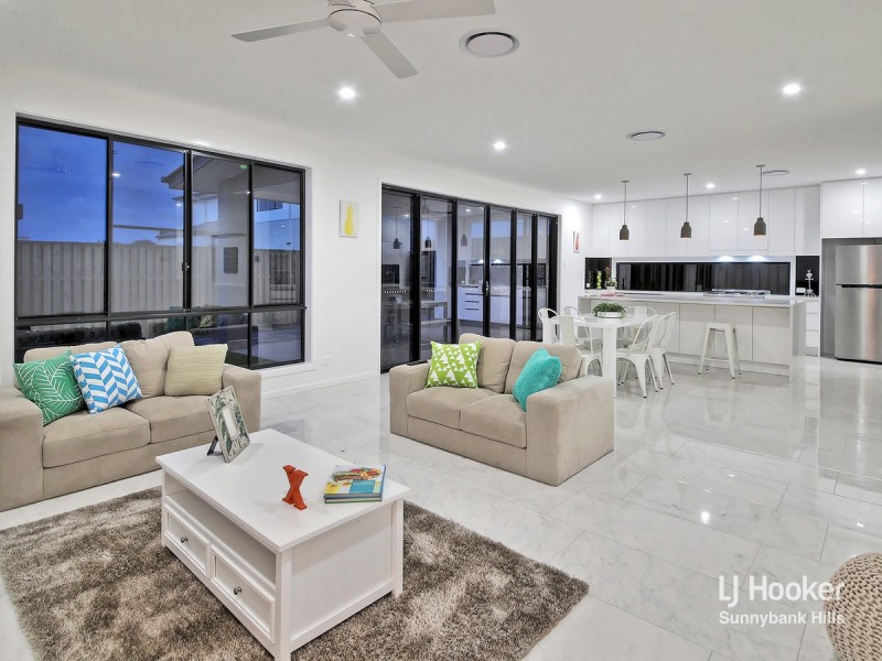 61 Splendour Street, Rochedale QLD 4123