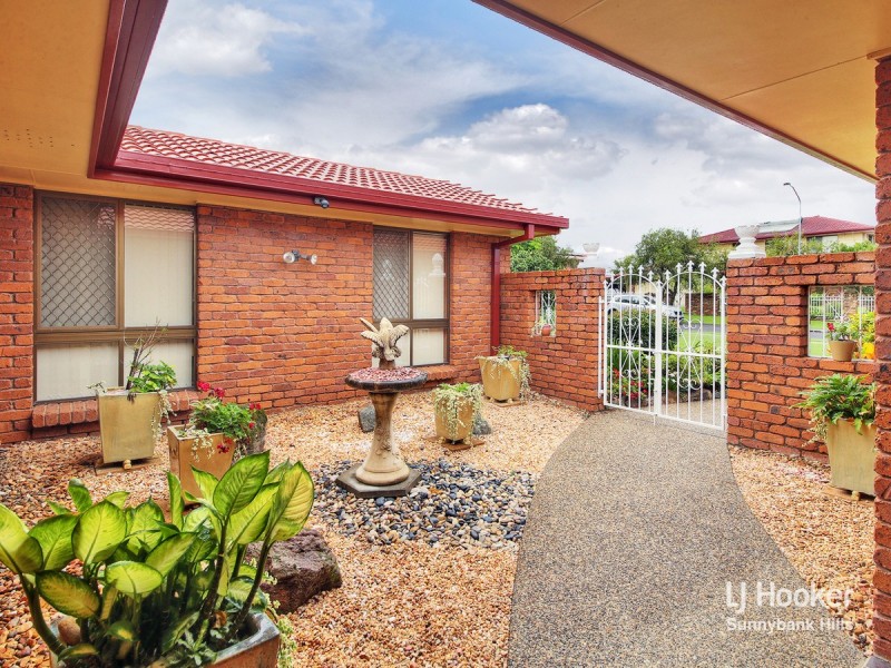 2 Tranquil Street, Sunnybank Hills QLD 4109