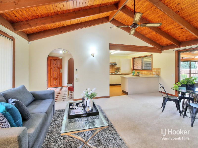 2 Tranquil Street, Sunnybank Hills QLD 4109