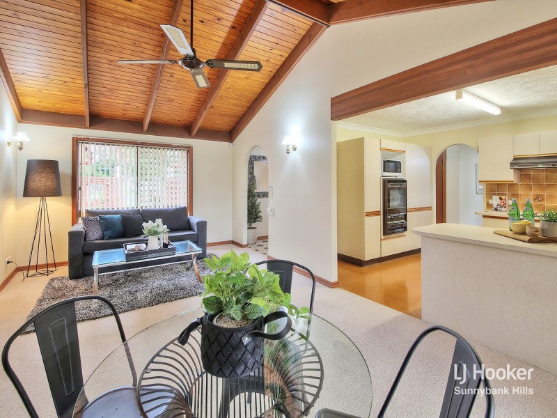 2 Tranquil Street, Sunnybank Hills QLD 4109