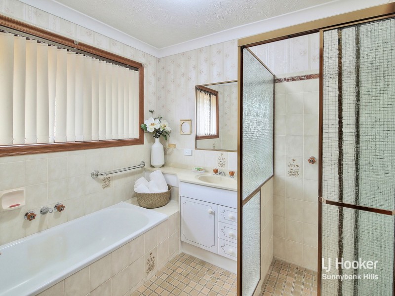 2 Tranquil Street, Sunnybank Hills QLD 4109