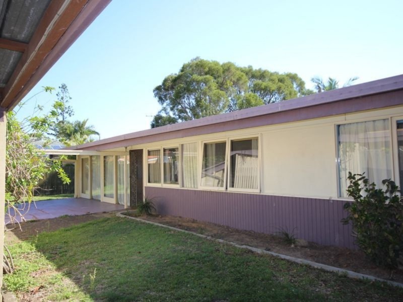 20 Shirland Street, Macgregor QLD 4109