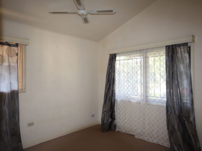 20 Shirland Street, Macgregor QLD 4109