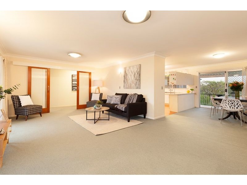 32 Liatoki Street, Mansfield QLD 4122