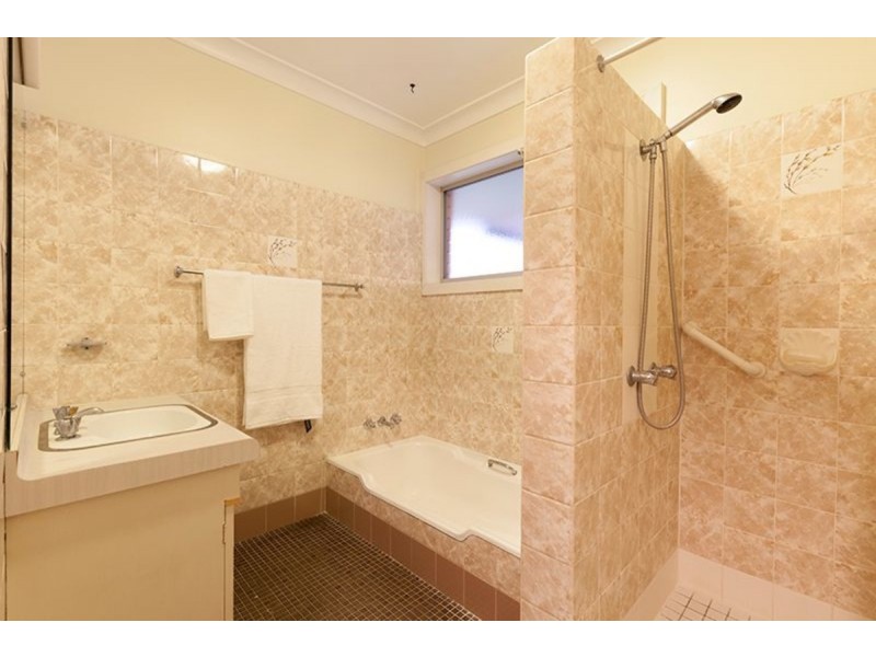 32 Liatoki Street, Mansfield QLD 4122