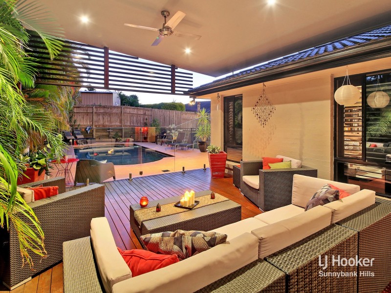 28 Glenelg Place, Parkinson QLD 4115