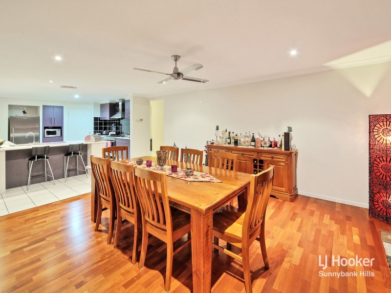 28 Glenelg Place, Parkinson QLD 4115
