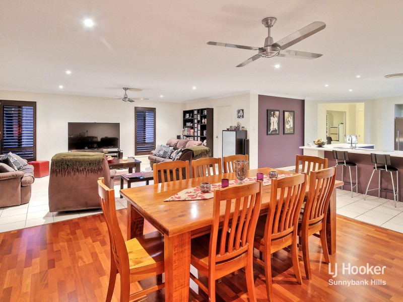 28 Glenelg Place, Parkinson QLD 4115