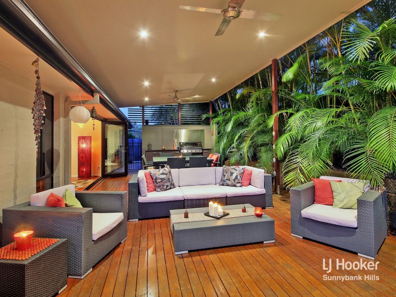 28 Glenelg Place, Parkinson QLD 4115