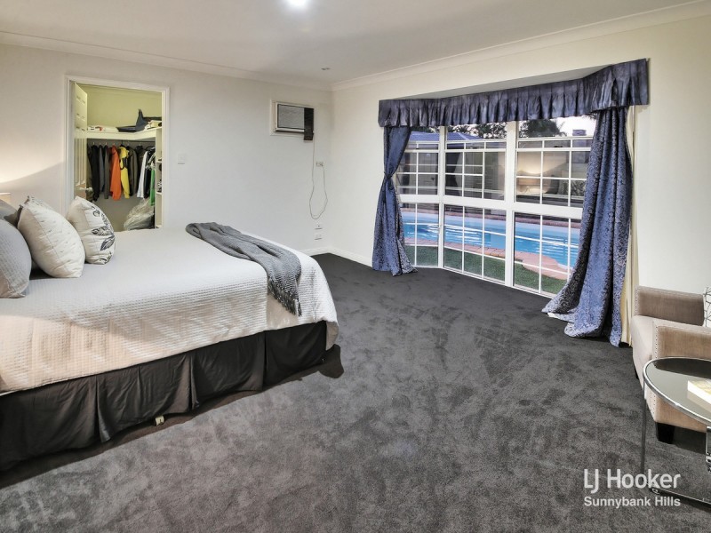 74 Blue Grass Crescent, Eight Mile Plains QLD 4113