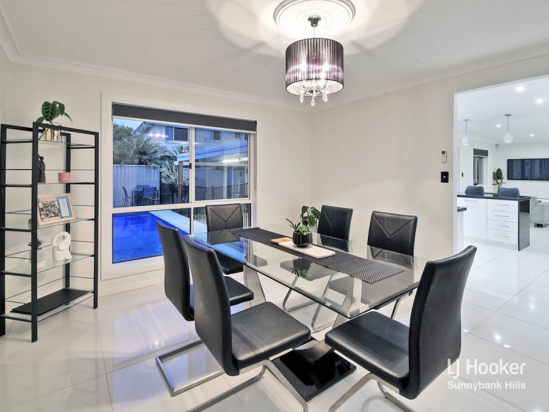 19 McKinley Court, Stretton QLD 4116