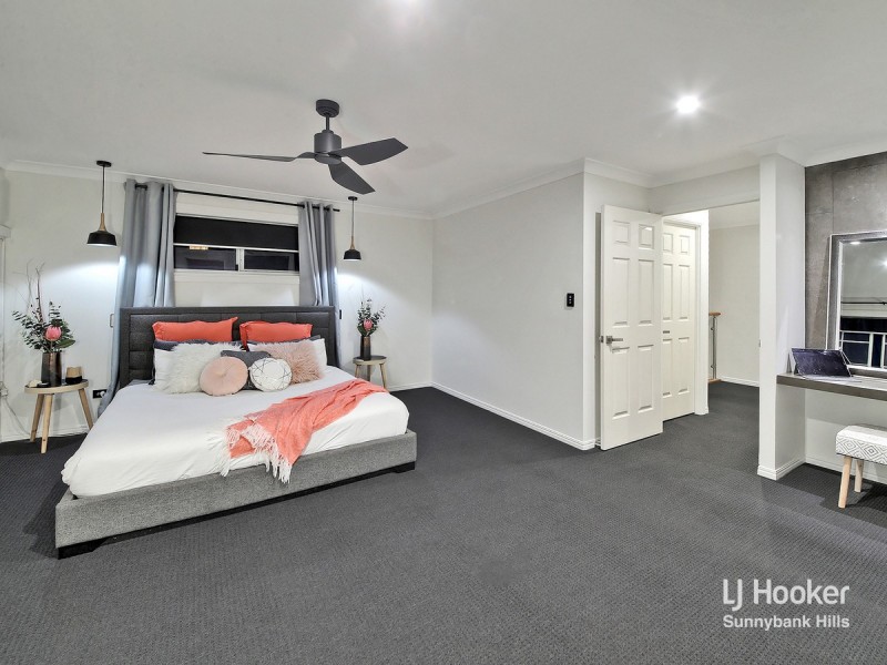 19 McKinley Court, Stretton QLD 4116