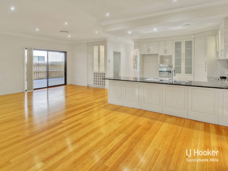 10 Haseler Crescent, Sunnybank Hills QLD 4109