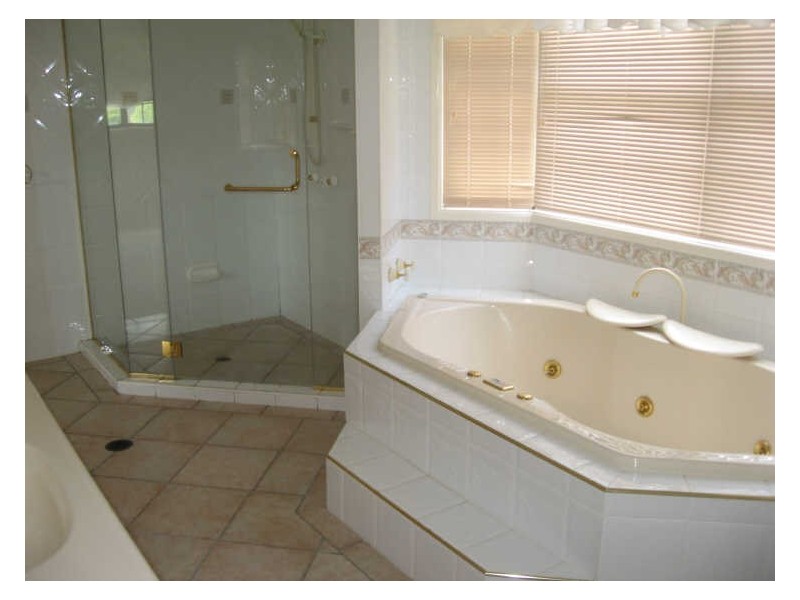 22 Kurru Street, Eight Mile Plains QLD 4113