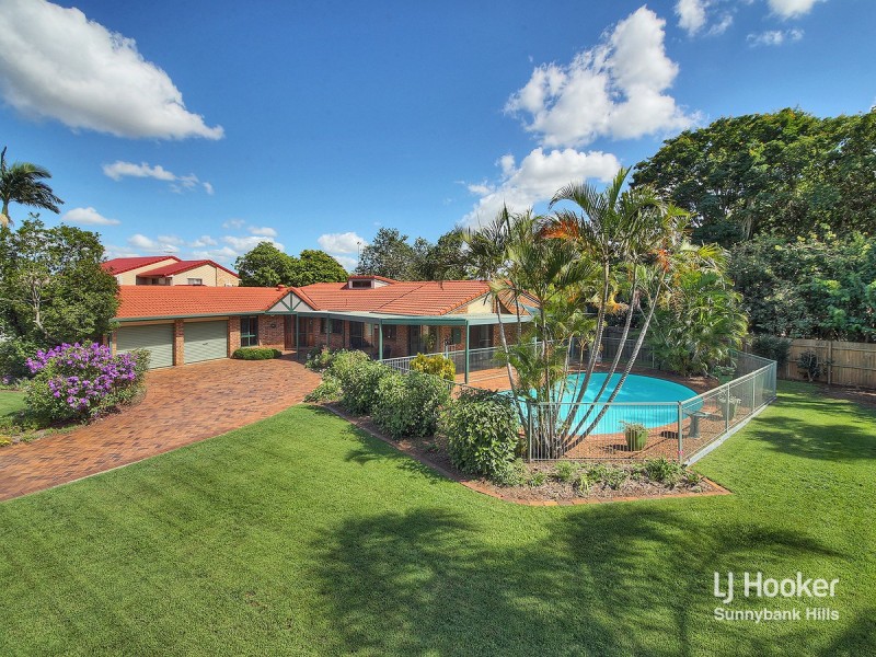 24 Redcedar Crescent, Calamvale QLD 4116
