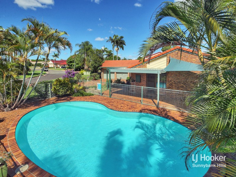 24 Redcedar Crescent, Calamvale QLD 4116