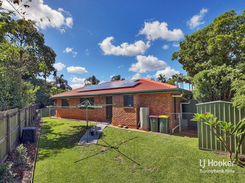 24 Redcedar Crescent, Calamvale QLD 4116