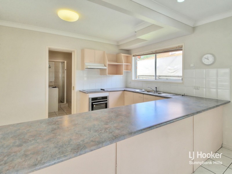 14 Maisie Place, Eight Mile Plains QLD 4113