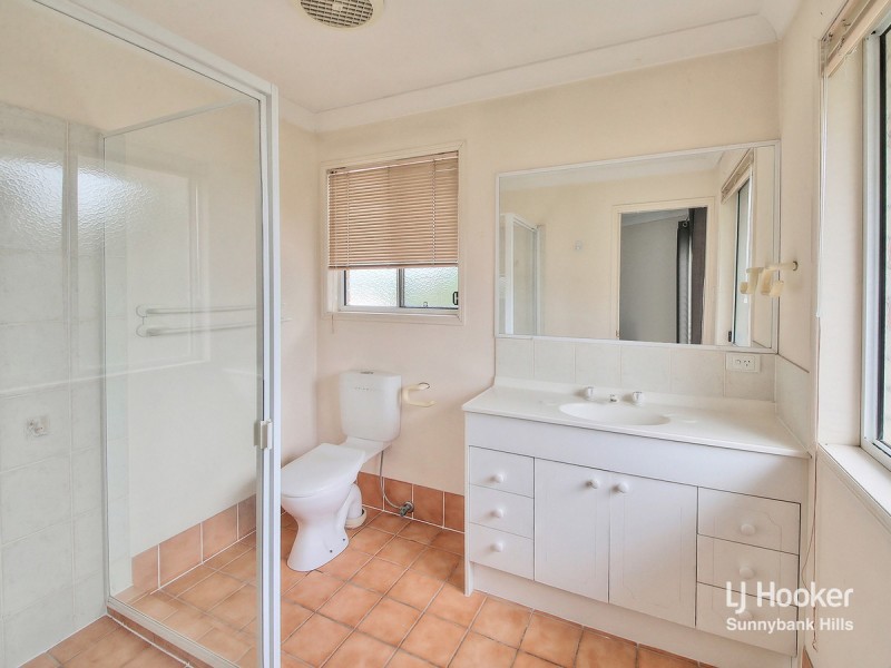 14 Maisie Place, Eight Mile Plains QLD 4113