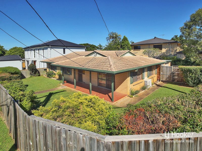 24 Marla Street, Robertson QLD 4109