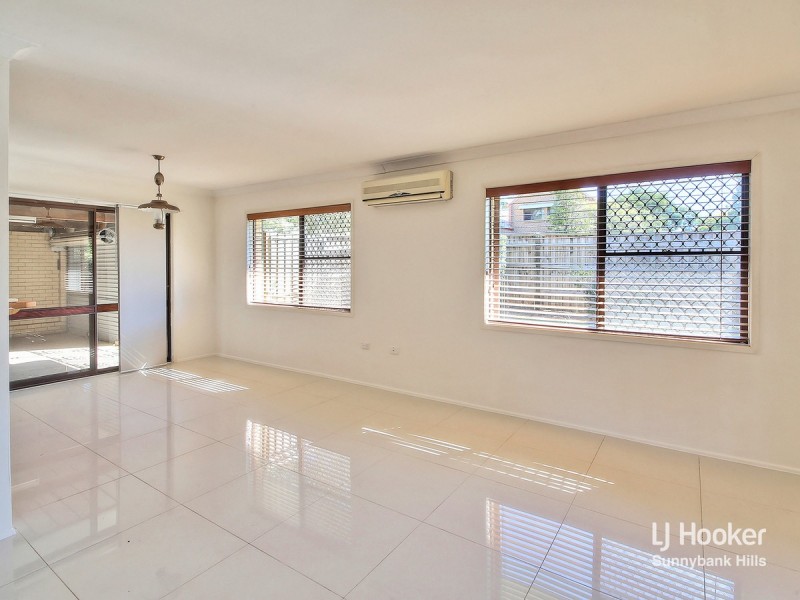 24 Marla Street, Robertson QLD 4109