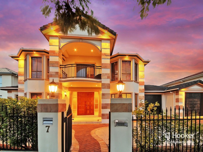 7 Willowleaf Close, Stretton QLD 4116