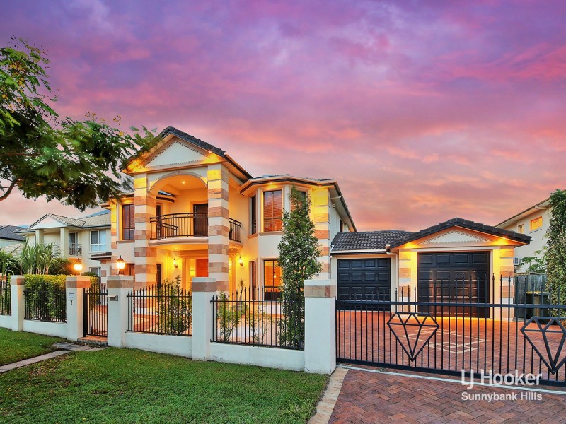 7 Willowleaf Close, Stretton QLD 4116