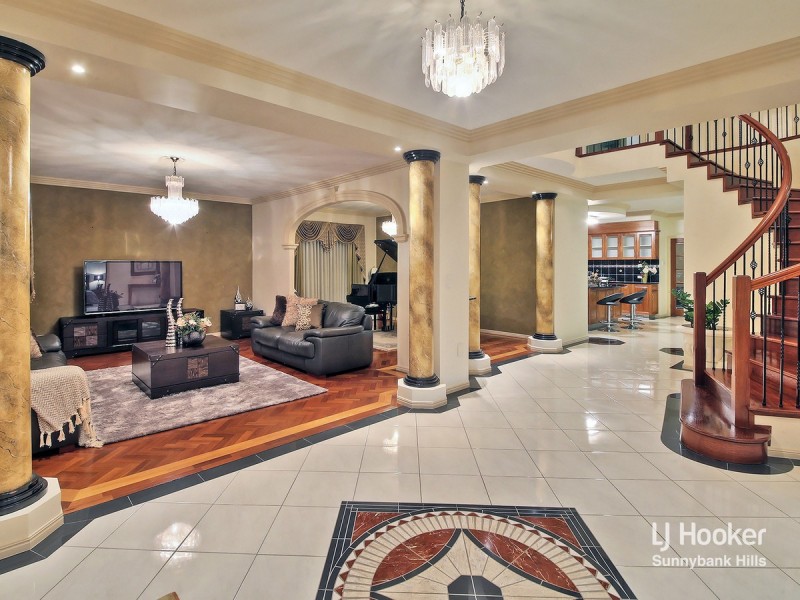 7 Willowleaf Close, Stretton QLD 4116