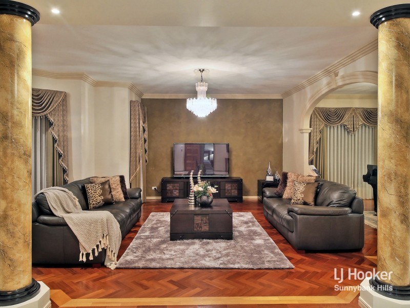 7 Willowleaf Close, Stretton QLD 4116