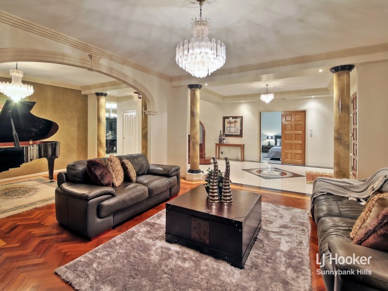 7 Willowleaf Close, Stretton QLD 4116