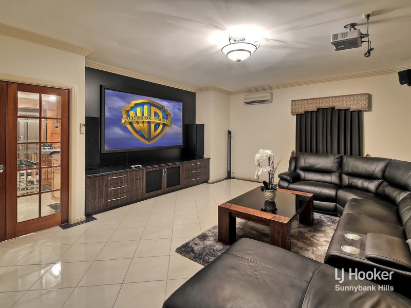 7 Willowleaf Close, Stretton QLD 4116