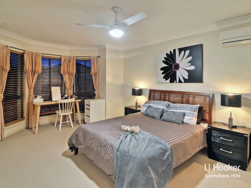 7 Willowleaf Close, Stretton QLD 4116