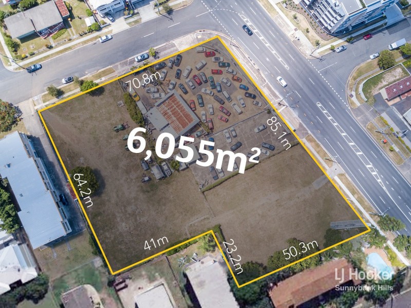 905-915 Logan Road, Holland Park West QLD 4121