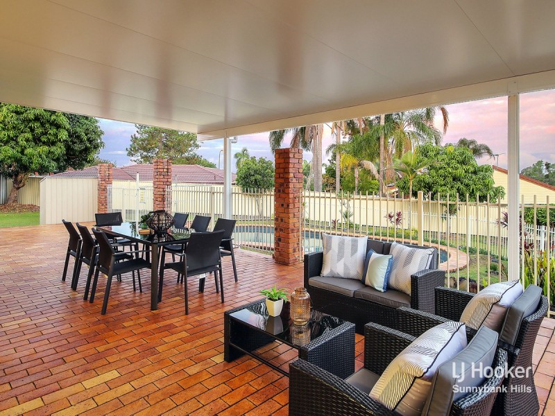 15 Narell Court, Sunnybank Hills QLD 4109