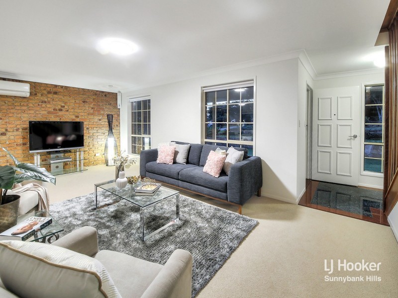 15 Narell Court, Sunnybank Hills QLD 4109