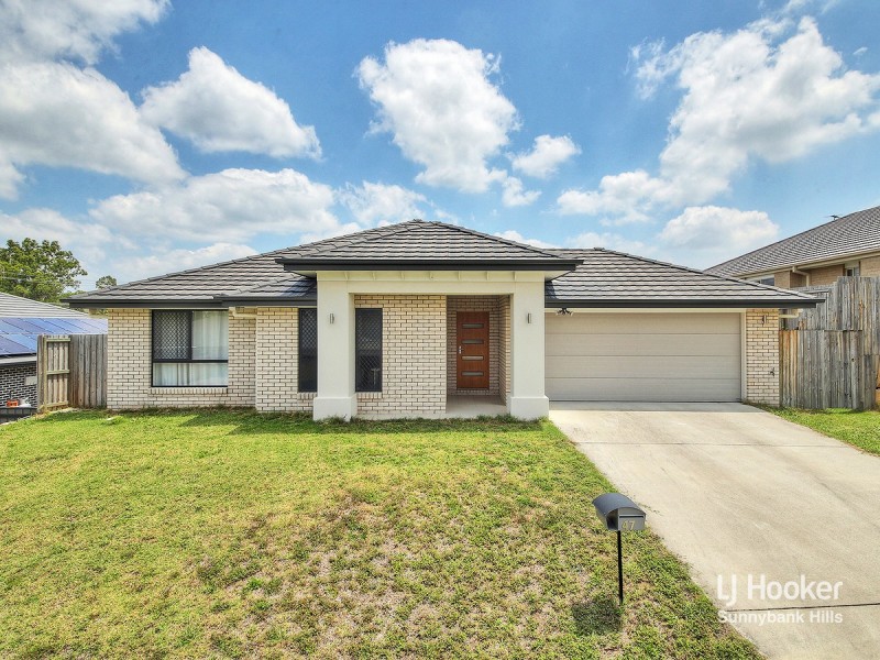 47 Hill End Avenue, Hillcrest QLD 4118