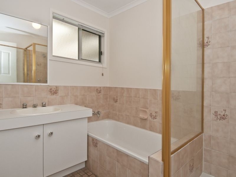 4 Sabre Court, Loganholme QLD 4129