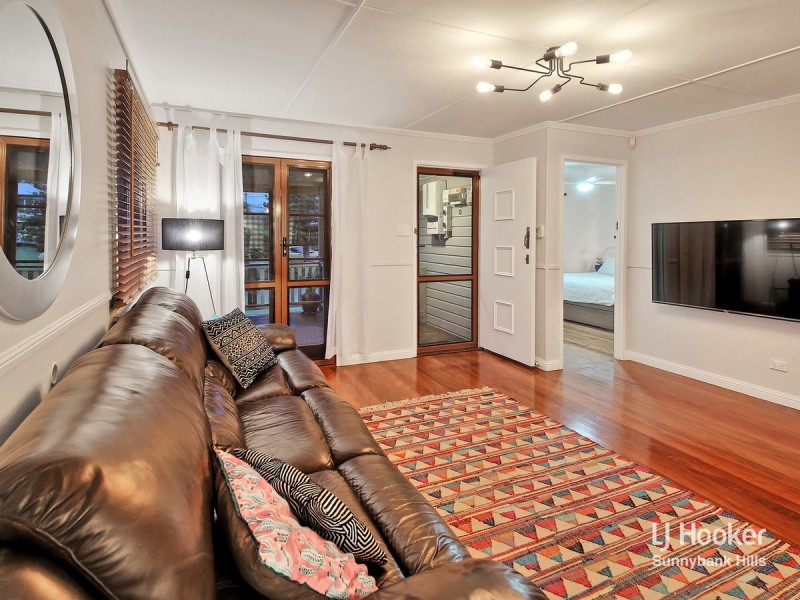 19 Thurlby Street, Upper Mount Gravatt QLD 4122